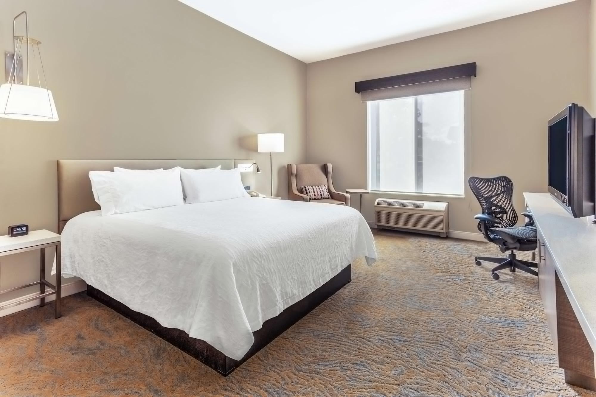 Hilton Garden Inn Saint Charles Zewnętrze zdjęcie
