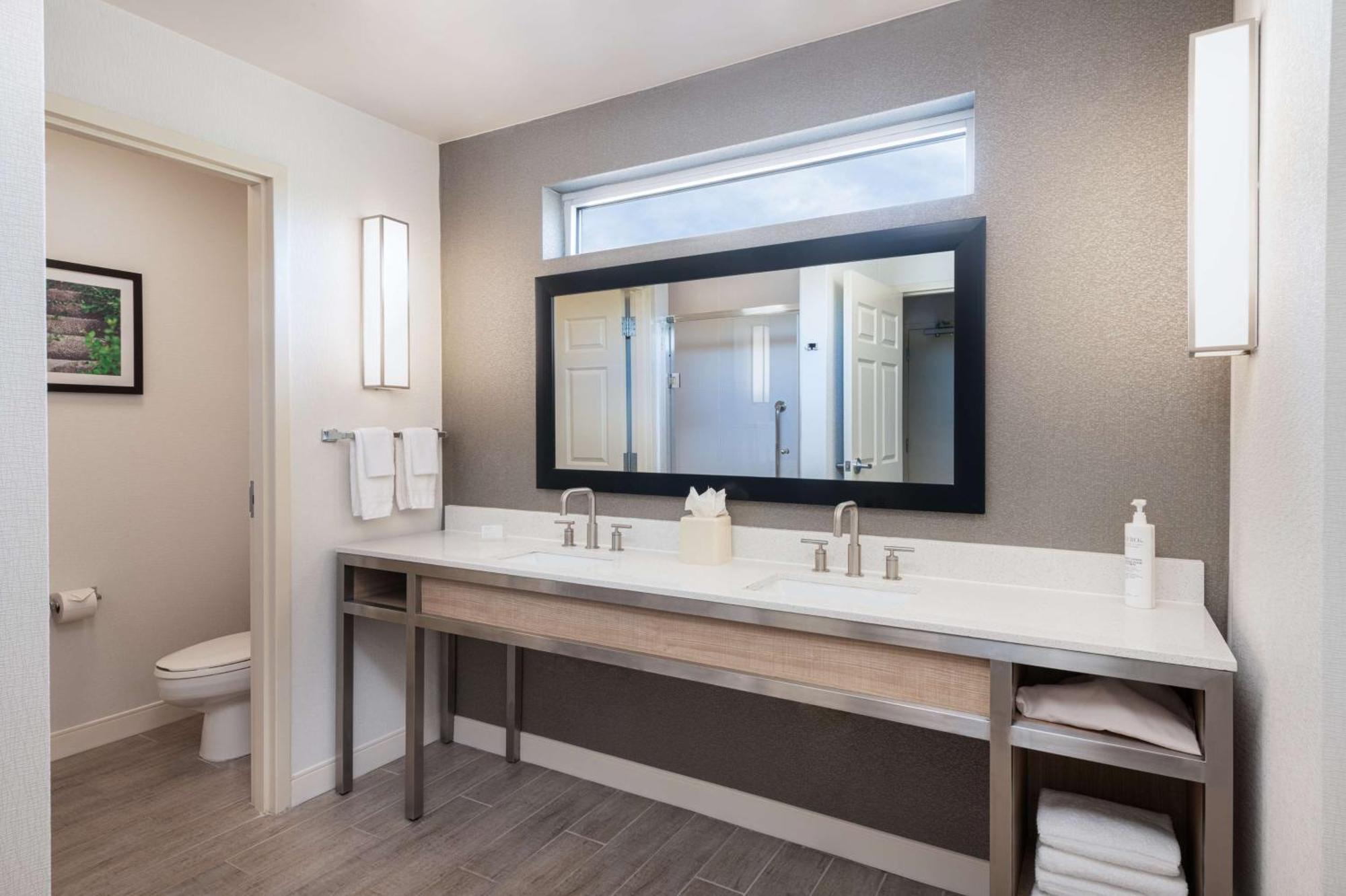 Hilton Garden Inn Saint Charles Zewnętrze zdjęcie