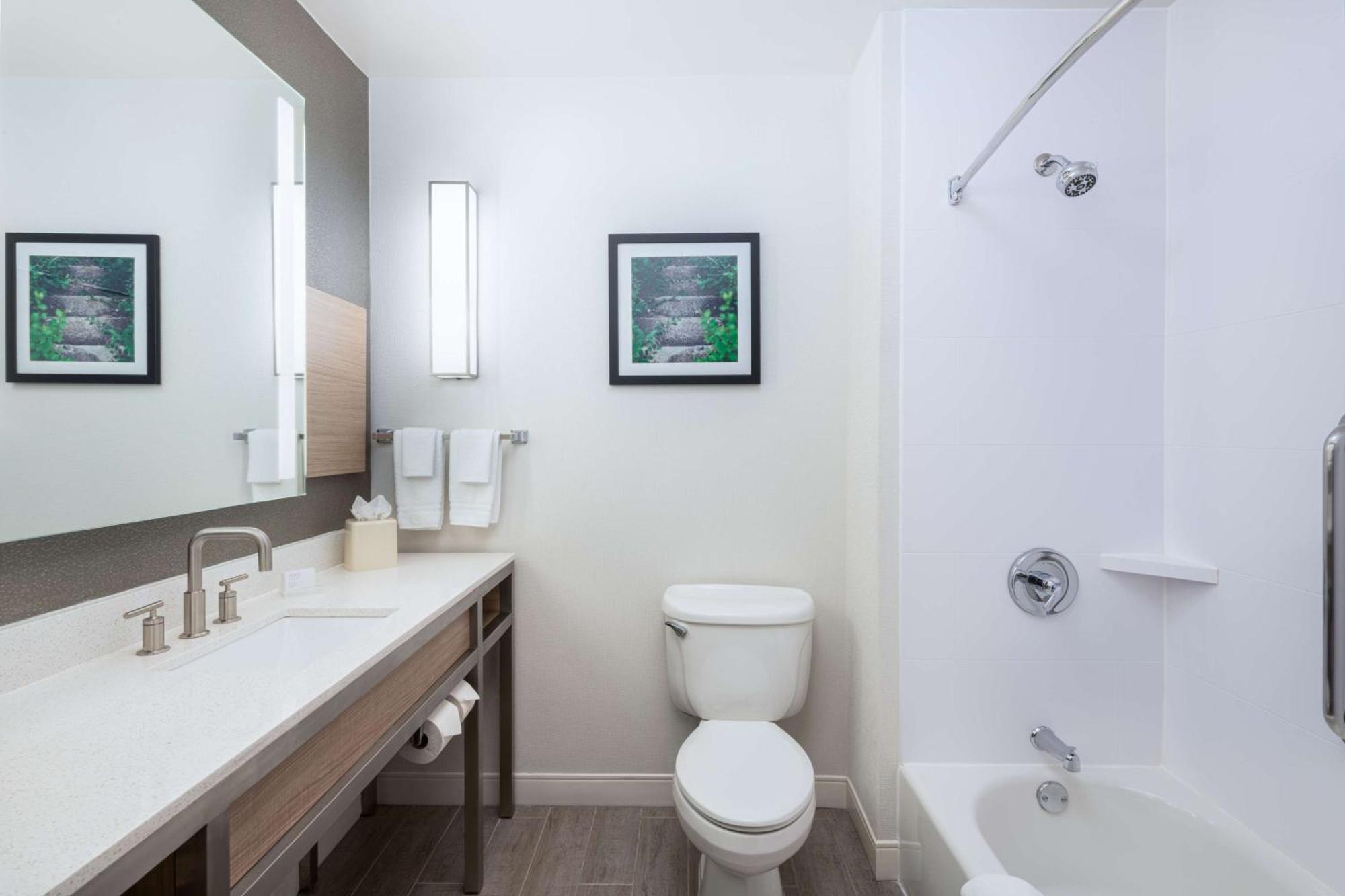 Hilton Garden Inn Saint Charles Zewnętrze zdjęcie