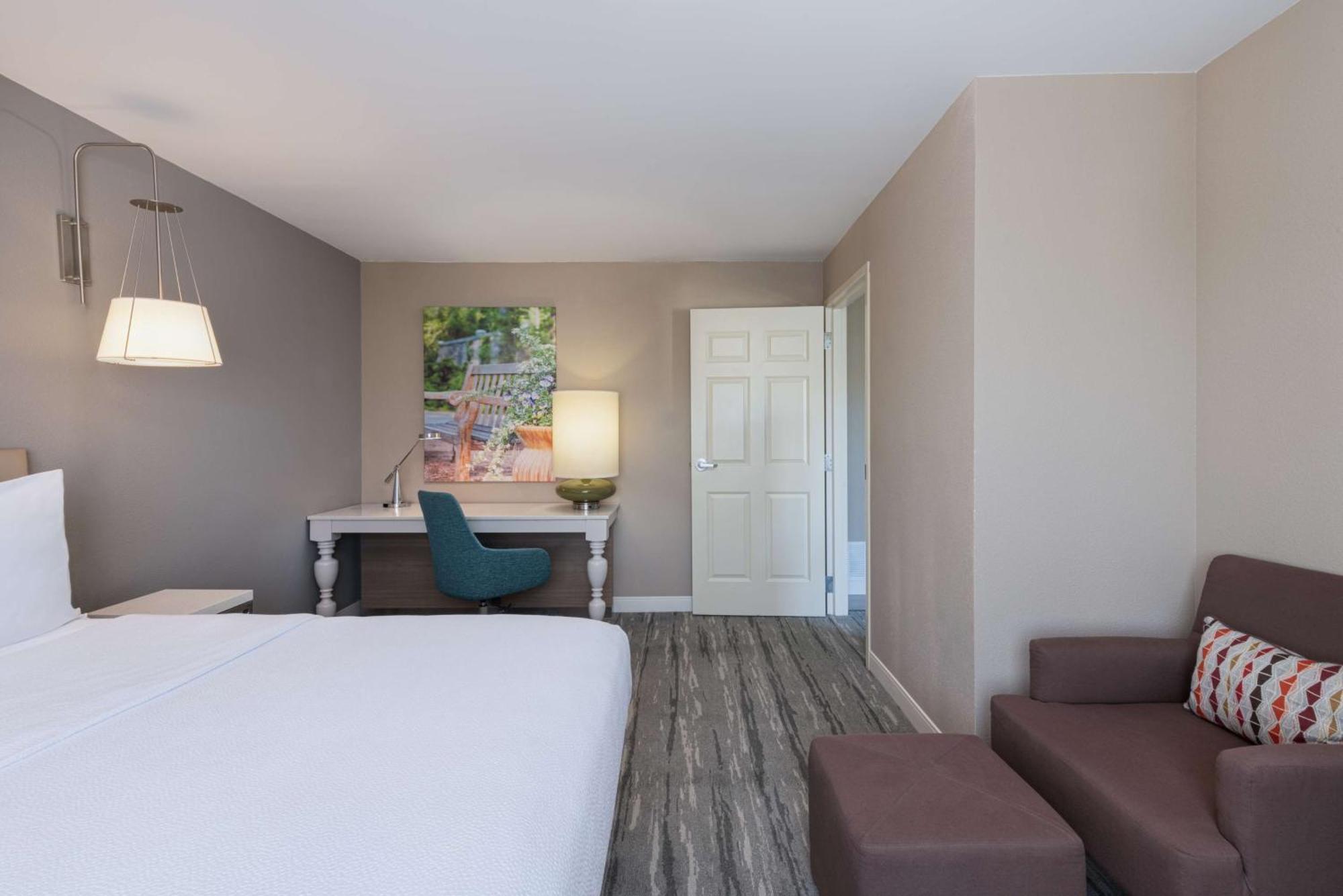 Hilton Garden Inn Saint Charles Zewnętrze zdjęcie
